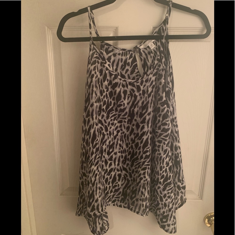 Black and White Leopard Flowy Tank